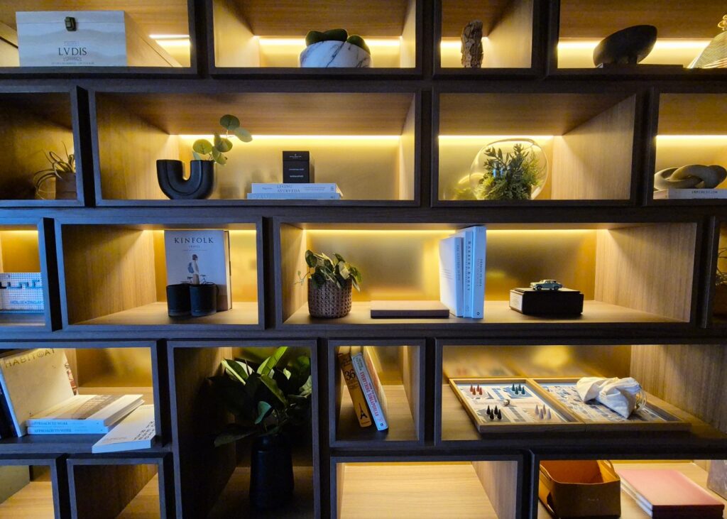 view of a bookshelf